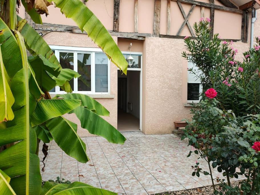 Meuble 3 Etoiles Dans Un Petit Village Du Gers Villecomtal-Sur-Arros Exteriér fotografie