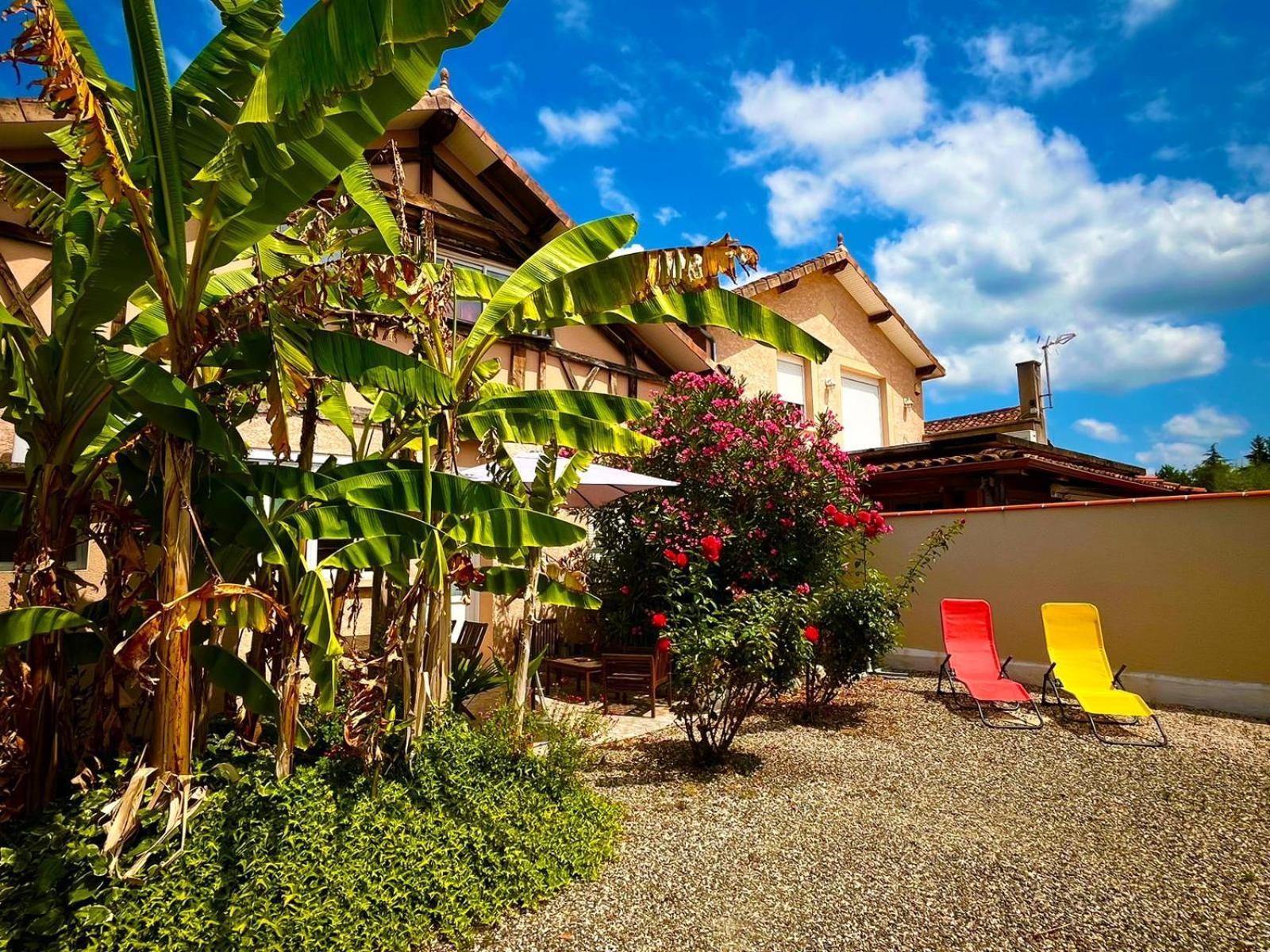 Meuble 3 Etoiles Dans Un Petit Village Du Gers Villecomtal-Sur-Arros Exteriér fotografie